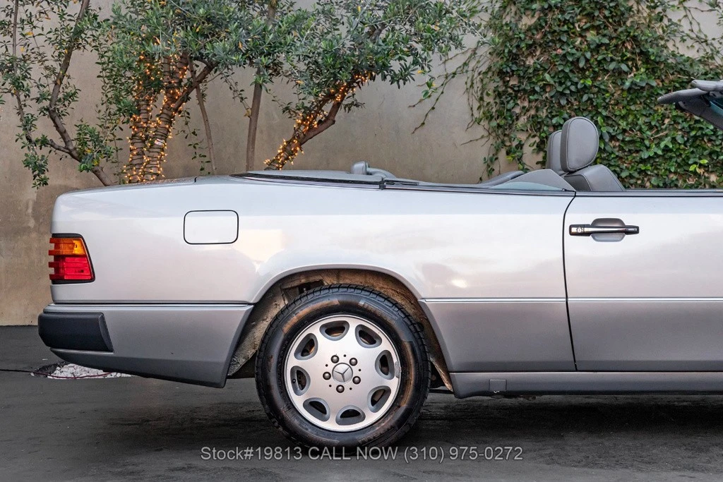 1993 Mercedes-Benz W124 E-Class - Image 17 of 24