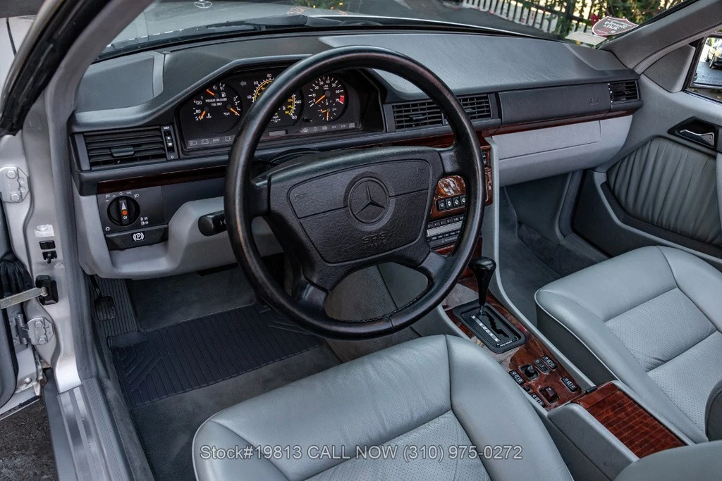 1993 Mercedes-Benz W124 E-Class - Image 23 of 24