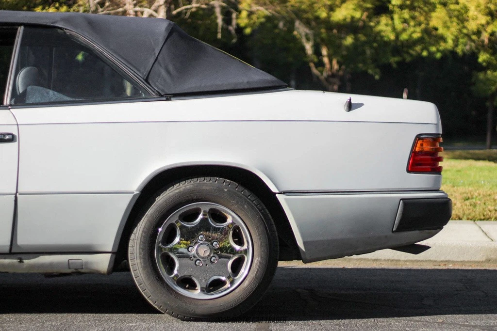 1993 Mercedes-Benz W124 E-Class - Image 5 of 12