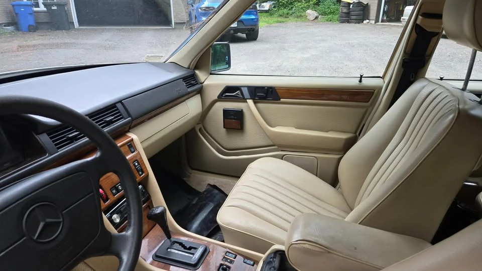 1993 Mercedes-Benz W124 E-Class - Image 10 of 11