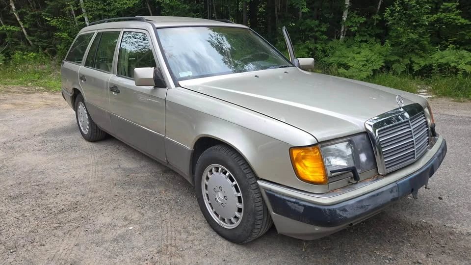 1993 Mercedes-Benz W124 E-Class - Image 4 of 11