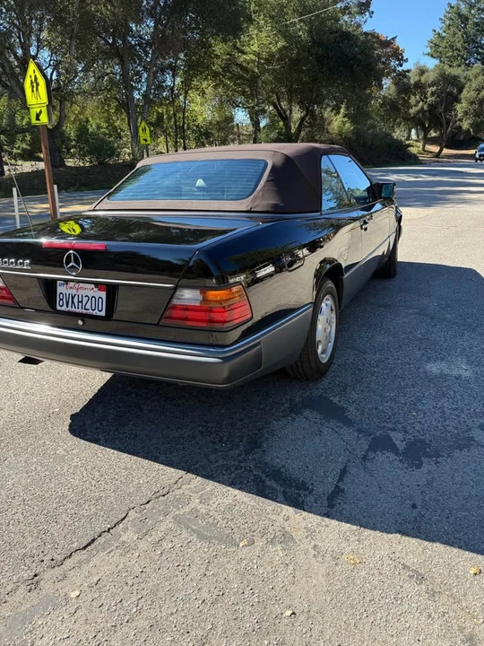 1993 Mercedes-Benz W124 E-Class - Image 2 of 18