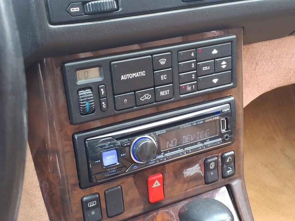 1993 Mercedes-Benz W124 E-Class - Image 13 of 15
