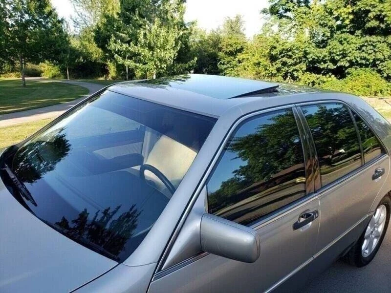 1993 Mercedes-Benz W124 E-Class - Image 2 of 18