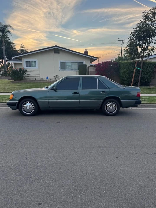 1993 Mercedes-Benz W124 E-Class - Image 3 of 13