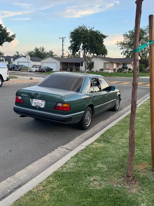 1993 Mercedes-Benz W124 E-Class - Image 6 of 13