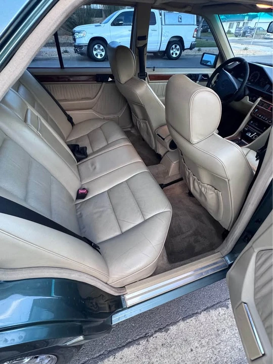 1993 Mercedes-Benz W124 E-Class - Image 11 of 13