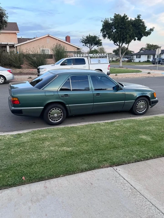 1993 Mercedes-Benz W124 E-Class - Image 7 of 13