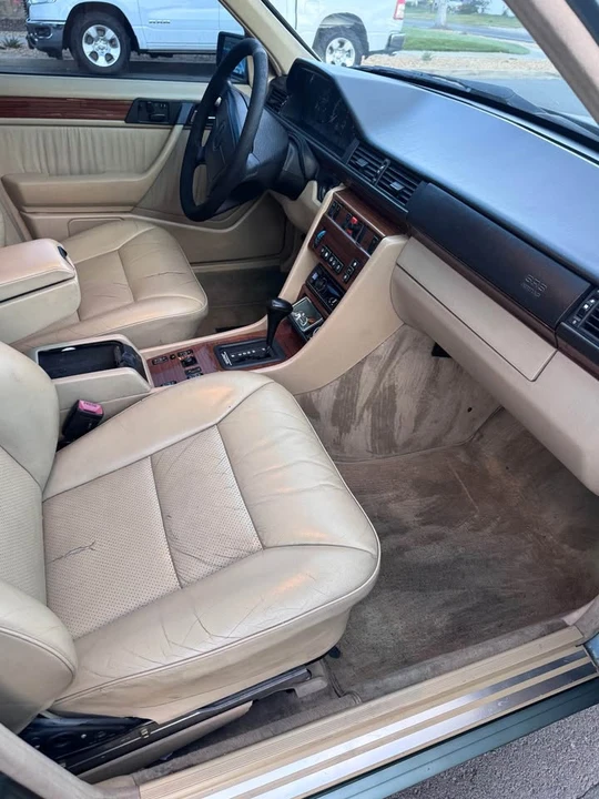 1993 Mercedes-Benz W124 E-Class - Image 10 of 13
