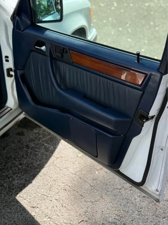 1993 Mercedes-Benz W124 E-Class - Image 14 of 19
