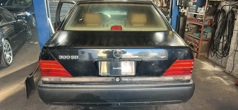 1993 Mercedes-Benz W124 E-Class - Image 4 of 4