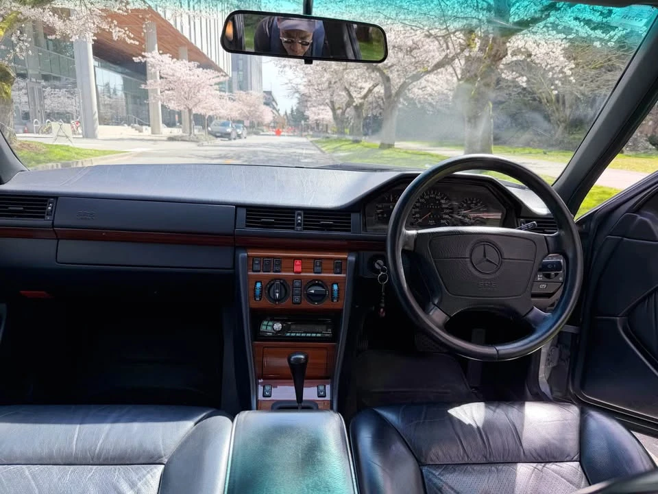 1993 Mercedes-Benz W124 E-Class - Image 2 of 5