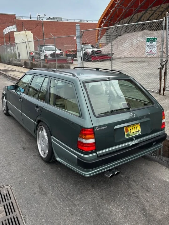 1993 Mercedes-Benz W124 E-Class - Image 2 of 5