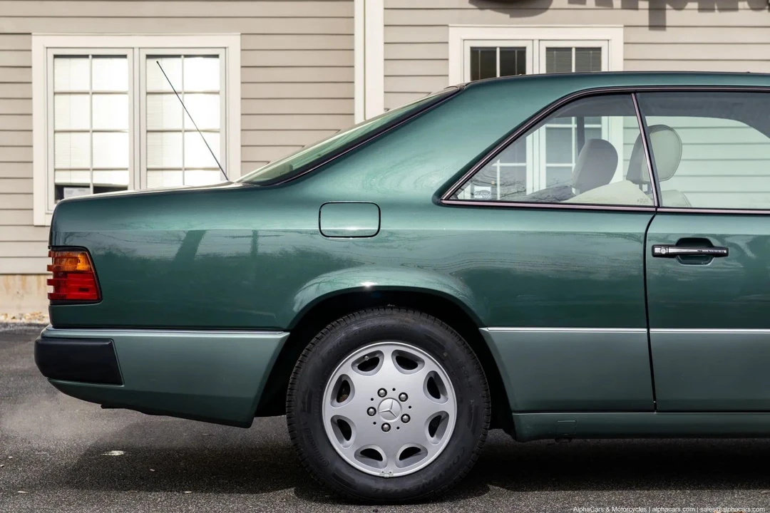 1993 Mercedes-Benz W124 E-Class - Image 6 of 21