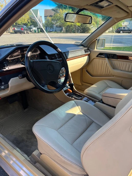 1993 Mercedes-Benz W124 E-Class - Image 17 of 21