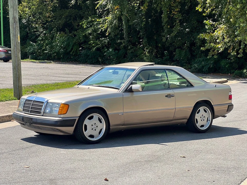1993 Mercedes-Benz W124 E-Class - Image 3 of 21