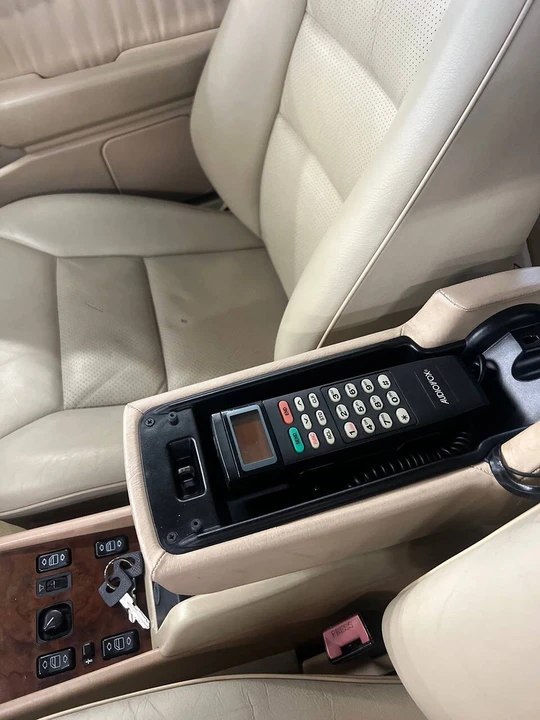 1993 Mercedes-Benz W124 E-Class - Image 2 of 21