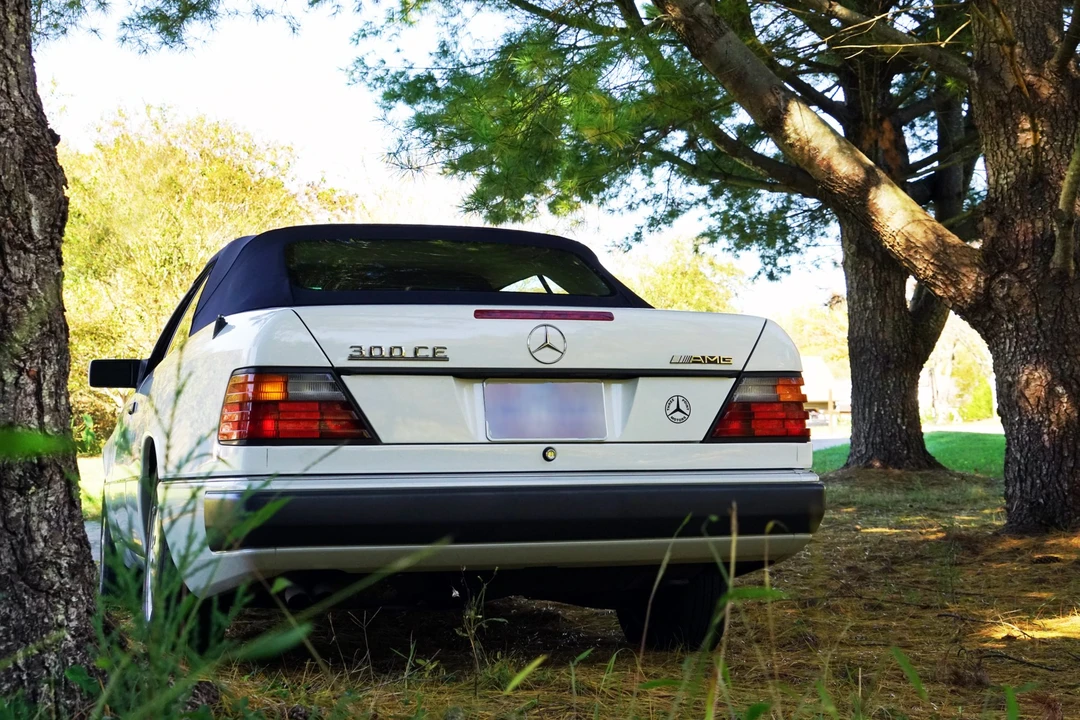 1993 Mercedes-Benz W124 E-Class - Image 5 of 31