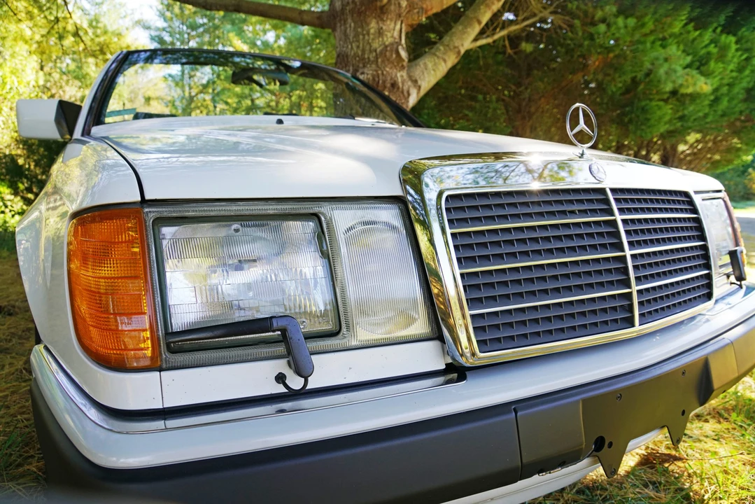 1993 Mercedes-Benz W124 E-Class - Image 30 of 31