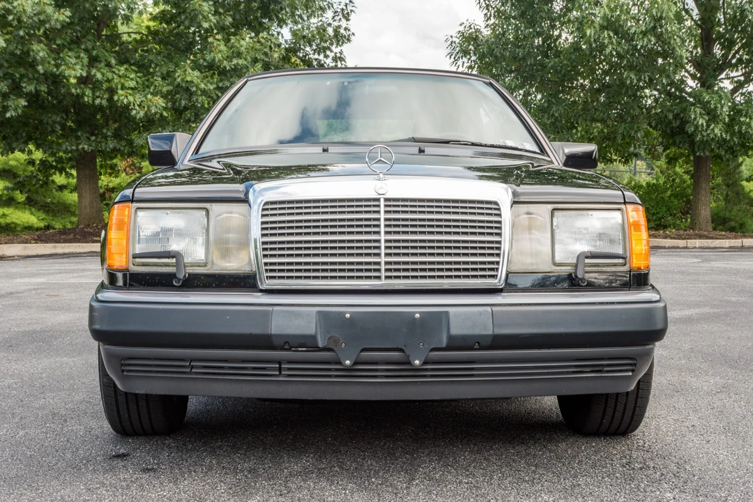 1993 Mercedes-Benz W124 E-Class - Image 10 of 31