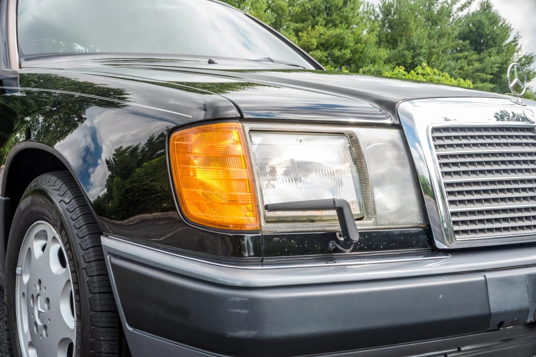 1993 Mercedes-Benz W124 E-Class - Image 20 of 31