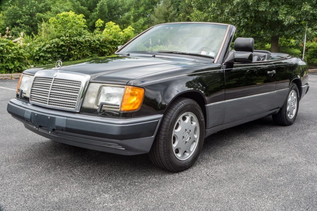 1993 Mercedes-Benz W124 E-Class - Image 2 of 31
