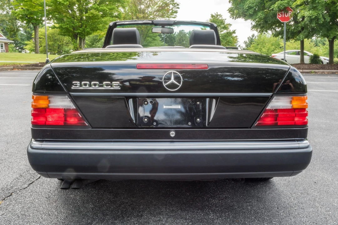 1993 Mercedes-Benz W124 E-Class - Image 5 of 31