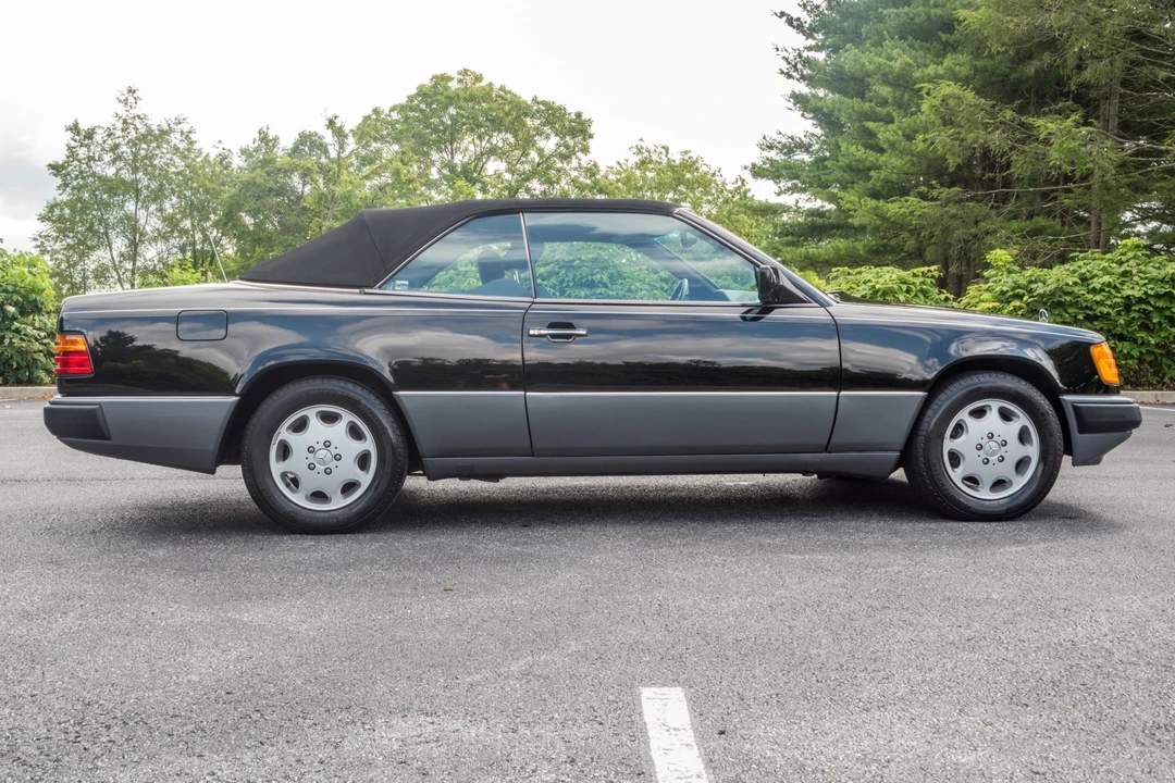 1993 Mercedes-Benz W124 E-Class - Image 17 of 31