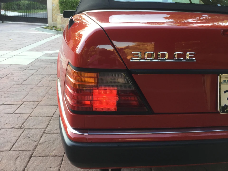 1993 Mercedes-Benz W124 E-Class - Image 28 of 31