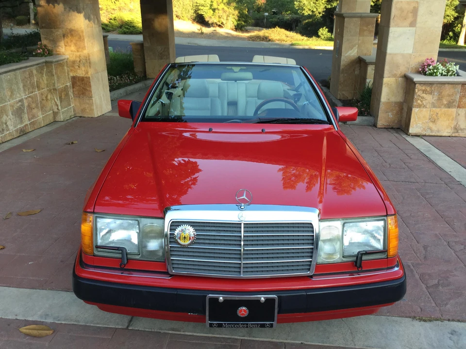 1993 Mercedes-Benz W124 E-Class - Image 2 of 31