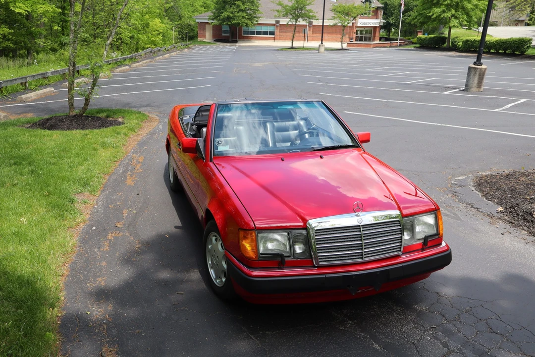 1993 Mercedes-Benz W124 E-Class - Image 13 of 31