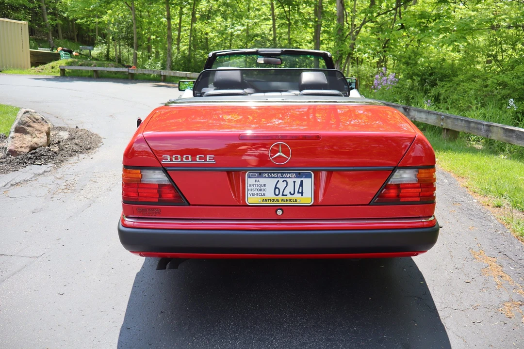 1993 Mercedes-Benz W124 E-Class - Image 8 of 31