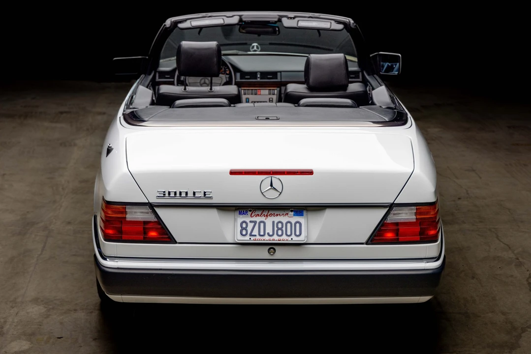 1993 Mercedes-Benz W124 E-Class - Image 14 of 31