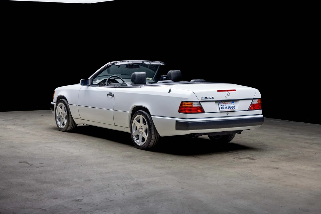 1993 Mercedes-Benz W124 E-Class - Image 8 of 31