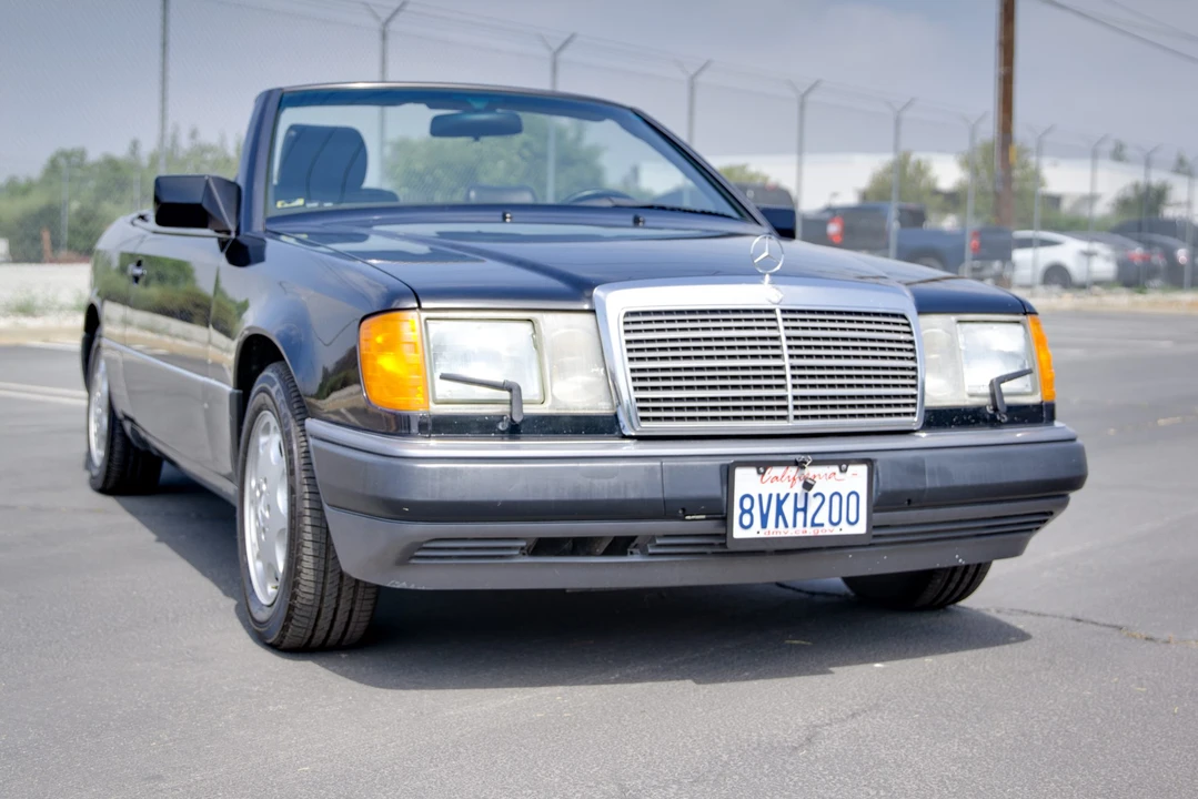 1993 Mercedes-Benz W124 E-Class - Image 3 of 31