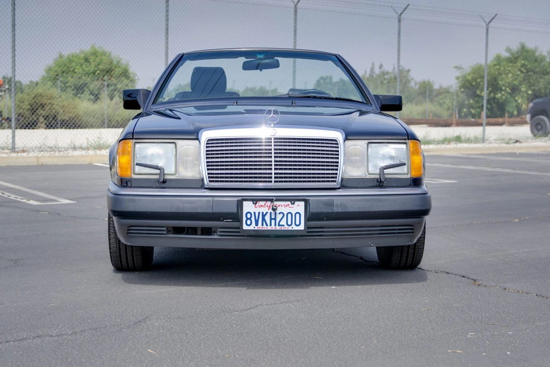 1993 Mercedes-Benz W124 E-Class - Image 4 of 31