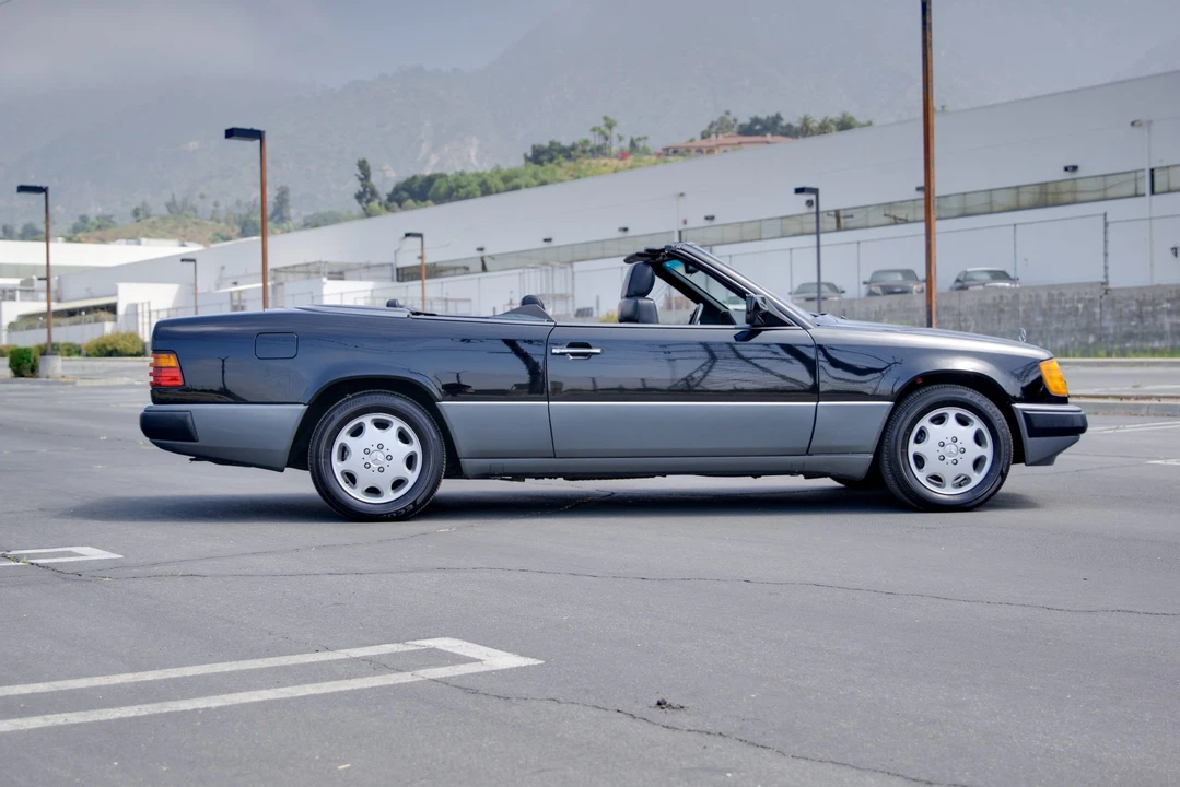 1993 Mercedes-Benz W124 E-Class - Image 12 of 31