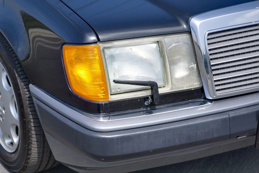 1993 Mercedes-Benz W124 E-Class - Image 22 of 31