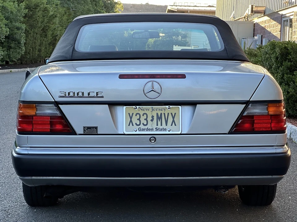 1993 Mercedes-Benz W124 E-Class - Image 22 of 31