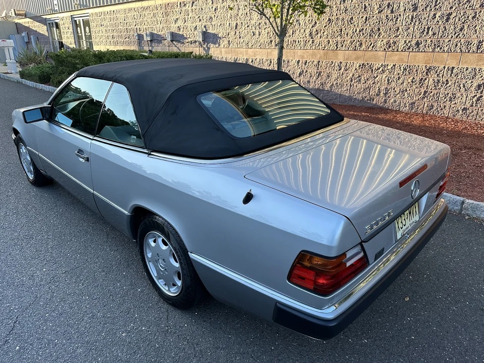 1993 Mercedes-Benz W124 E-Class - Image 23 of 31