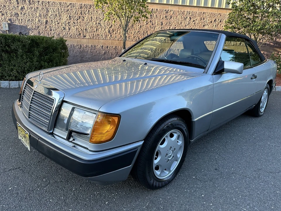 1993 Mercedes-Benz W124 E-Class - Image 4 of 31
