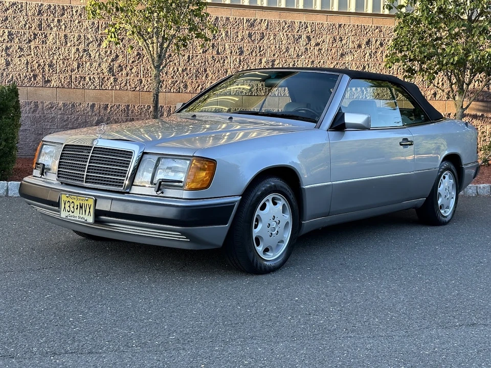 1993 Mercedes-Benz W124 E-Class - Image 3 of 31