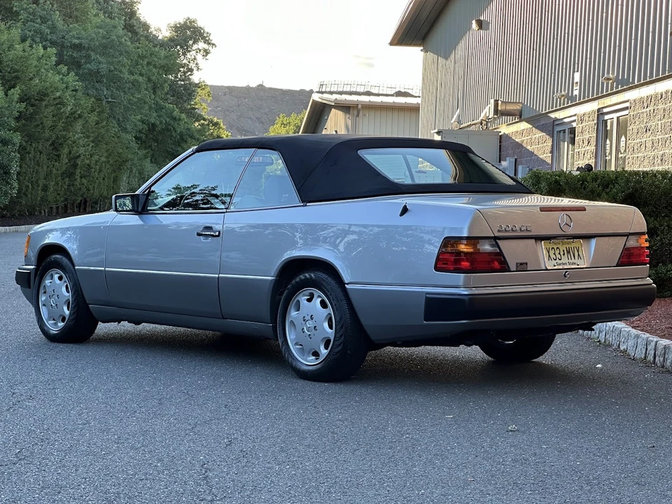 1993 Mercedes-Benz W124 E-Class - Image 15 of 31