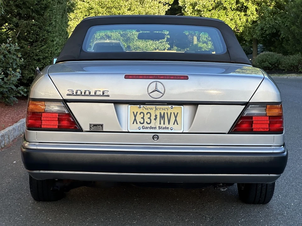 1993 Mercedes-Benz W124 E-Class - Image 21 of 31