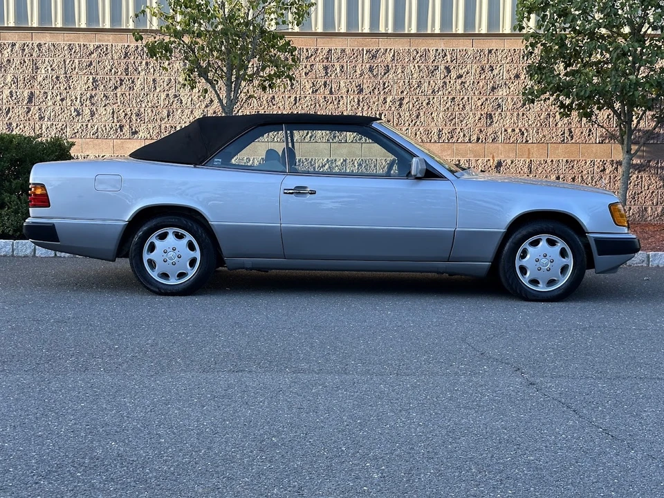 1993 Mercedes-Benz W124 E-Class - Image 16 of 31
