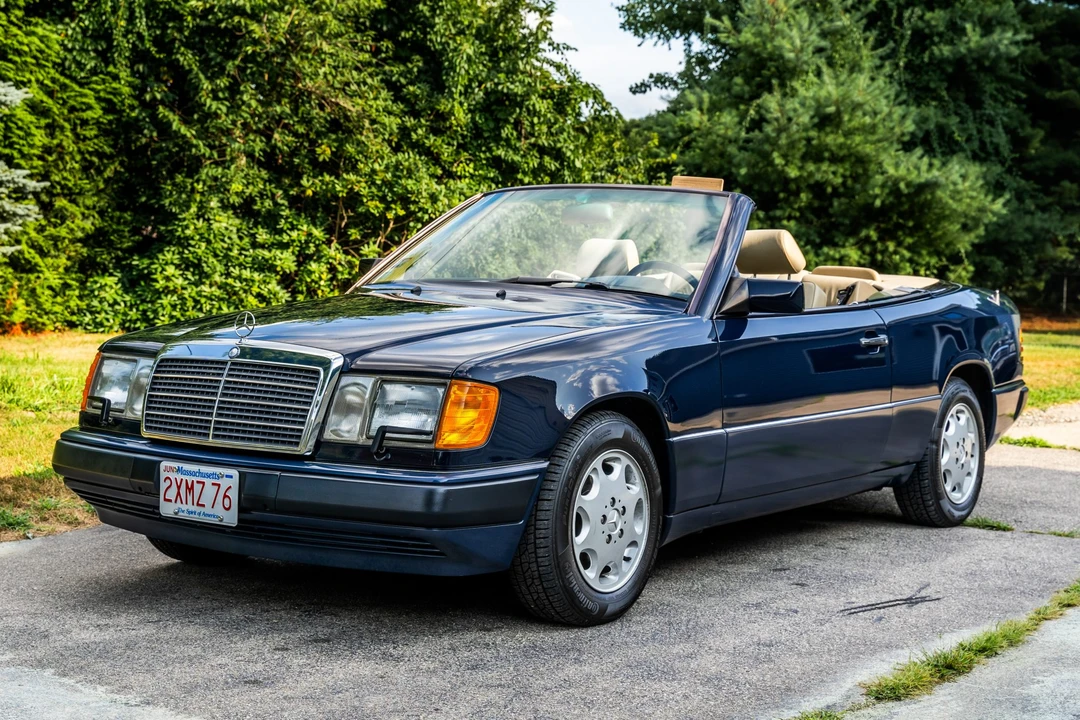 1993 Mercedes-Benz W124 E-Class - Image 2 of 31