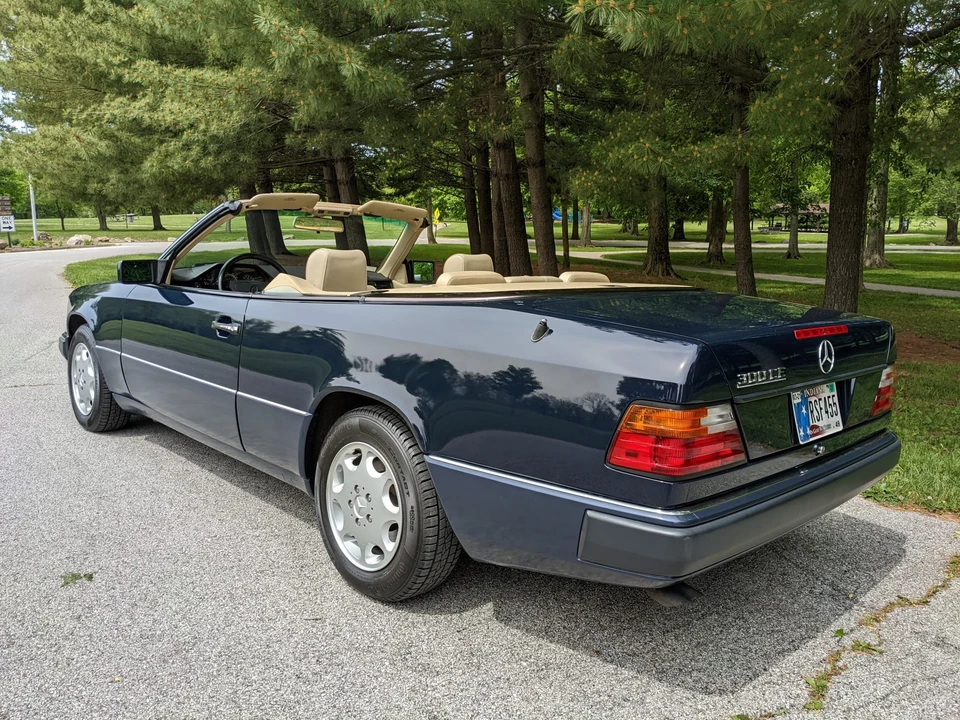 1993 Mercedes-Benz W124 E-Class - Image 12 of 31