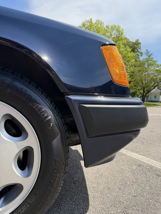 1993 Mercedes-Benz W124 E-Class - Image 18 of 31
