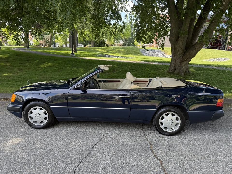 1993 Mercedes-Benz W124 E-Class - Image 10 of 31
