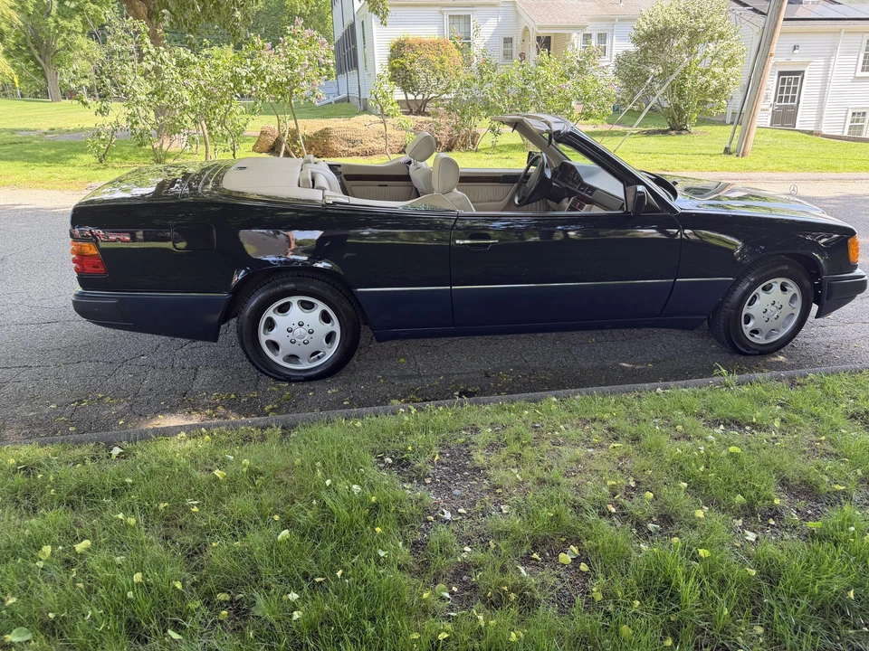 1993 Mercedes-Benz W124 E-Class - Image 14 of 31